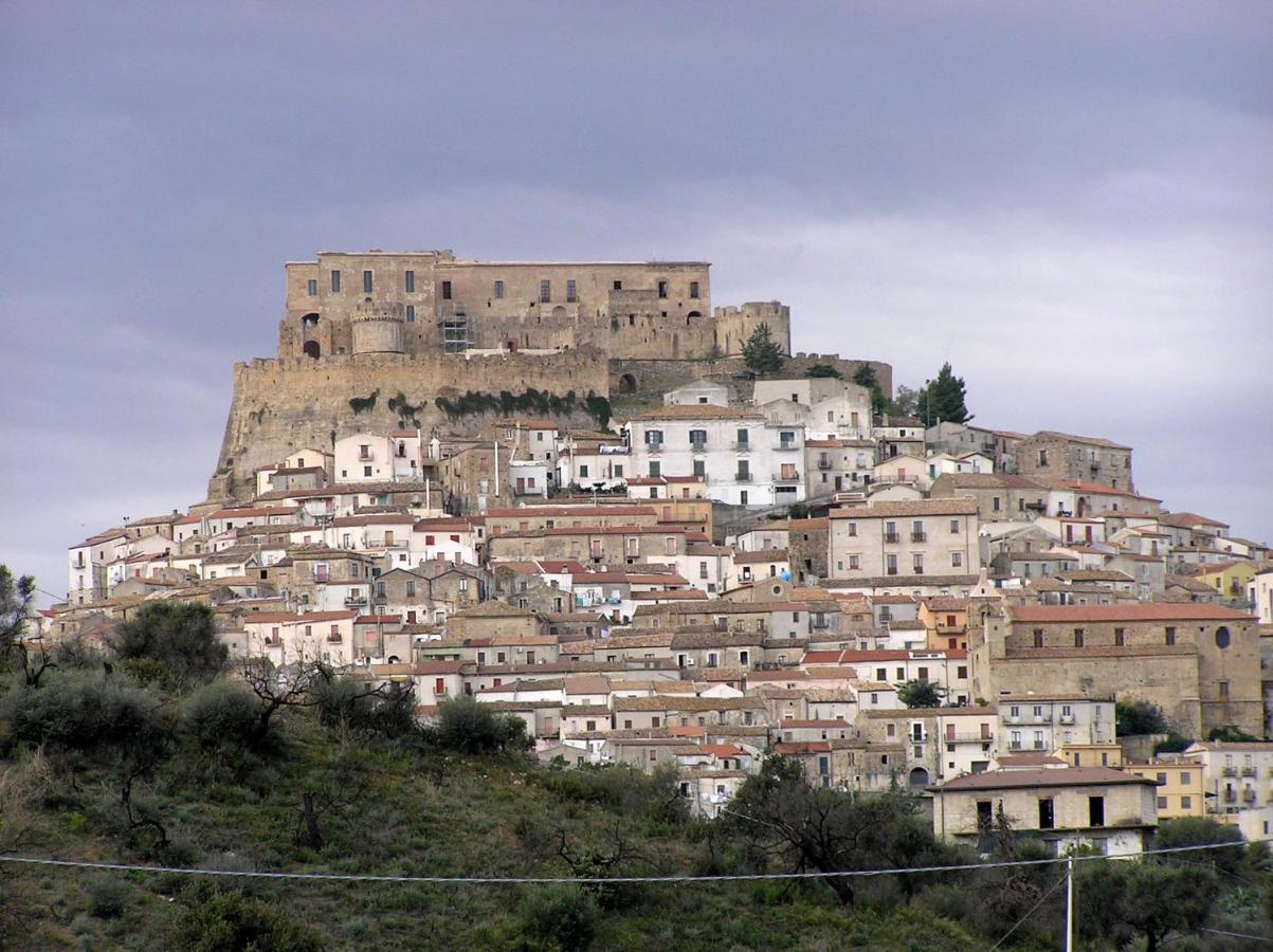 Giro Di Vite Villa Rocca Imperiale Exteriör bild